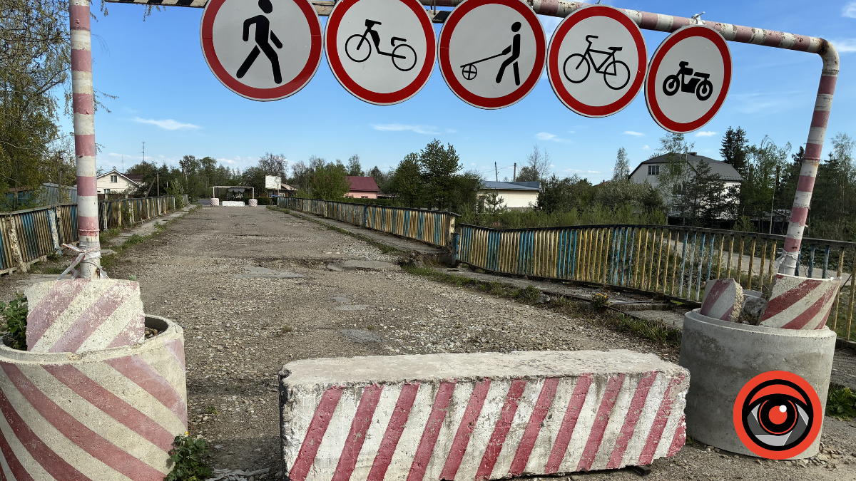 Фото до матеріалу: Аварійний міст у Рожнятові: влада встановила заборони на перетин
