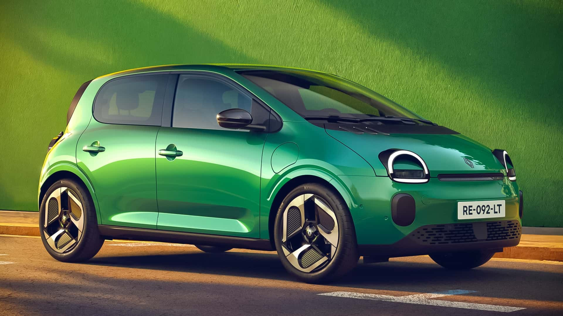 Фото до матеріалу: Renault представив новий електромобіль Twingo: дизайн 90-х та міська практичність