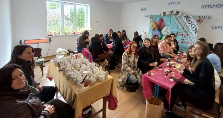 Фото до матеріалу: Студенти ЛНУ отримали натхнення від Софії Караффи-Корбут у куткорському музеї