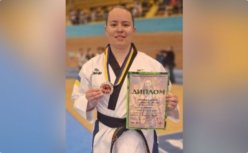 Фото до матеріалу: Поліцейська з Кривого Рогу здобула «срібло» на чемпіонаті України з тхеквондо