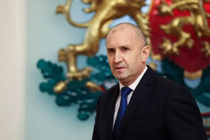 Фото до матеріалу: Проросійський експрезидент Болгарії Румен Радев отримав мандат на формування уряду