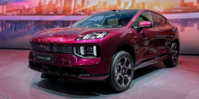 Фото до матеріалу: ГАЗАК ПРЕЗЕНТУВАВ ПРЕМІАЛЬНИЙ КРОССОВЕР HYPTEC S600