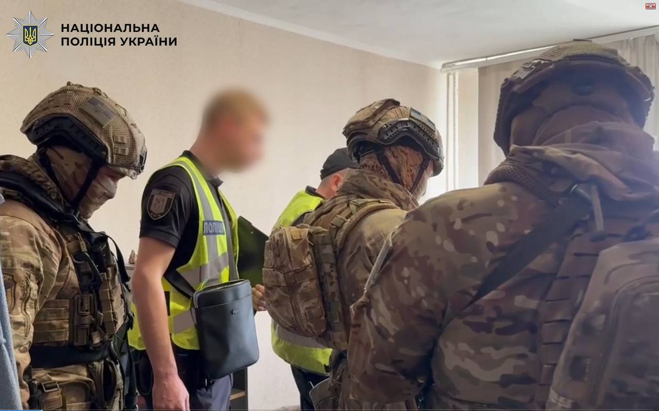 Фото до матеріалу: У Києві хлопець загинув, спробуючи втекти від вбивці з 11-го поверху