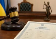 Фото до матеріалу: 41-річна жінка викрала у знайомої 15 тисяч гривень у Деражні