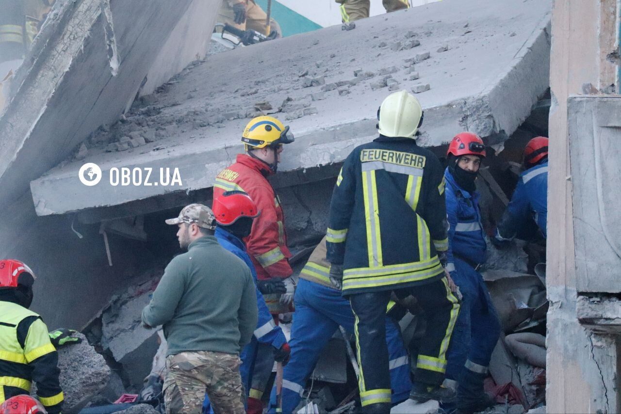 Фото до матеріалу: Обвал багатоповерхівки в Києві після атаки Росії 14 травня 2026 року – фото, відео, чи є загиблі – останні новини