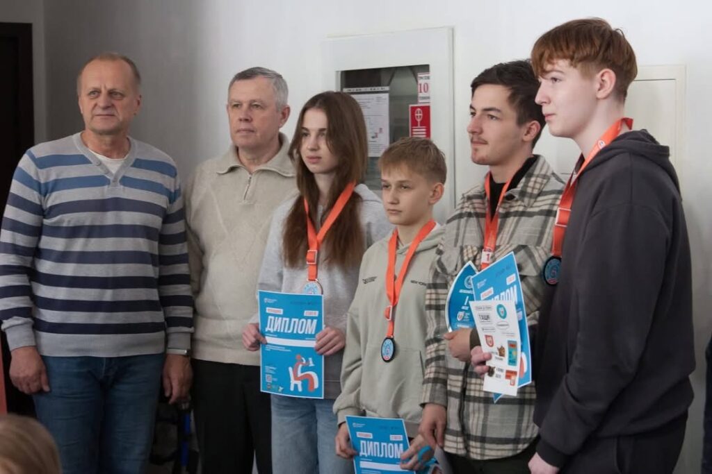Фото до матеріалу: Рекламні конструкції в Черкасах: як отримати дозвіл за один день