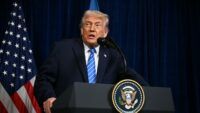 Фото до матеріалу: Дональд Трамп пройде медогляд перед візитом до Китаю