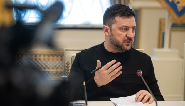 Фото до матеріалу: Україна оголошує режим тиші з 6 травня та чекає дзеркальних дій від Росії - Зеленський