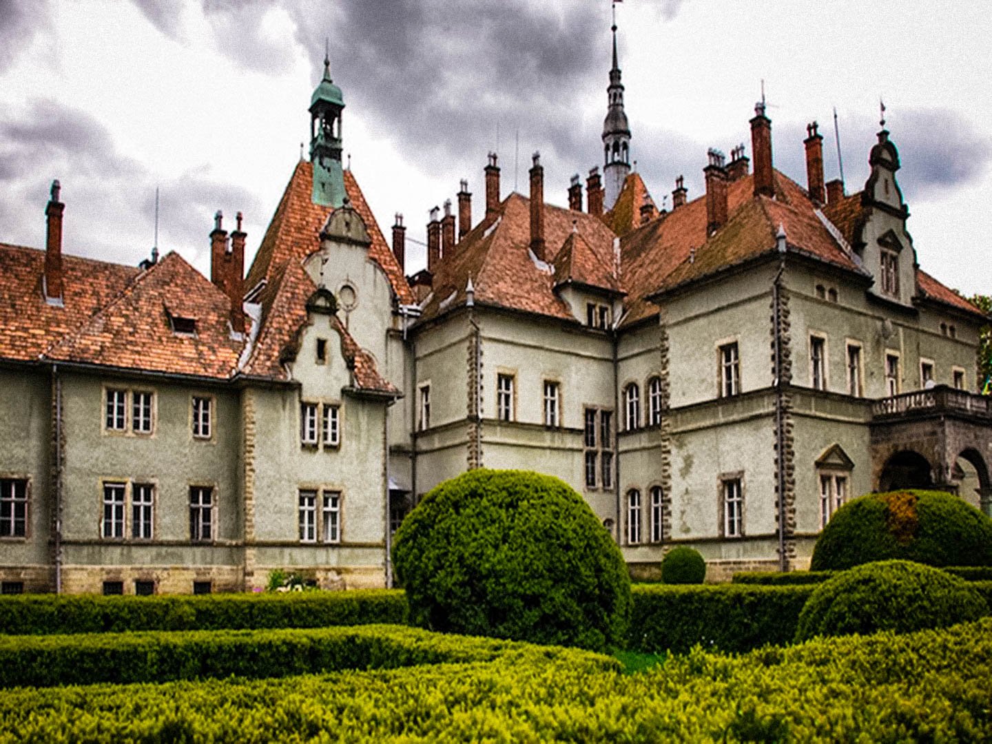 Фото до матеріалу: Палац Шенборнів у Карпатах стане туристичним центром: інвестиції до 400 млн грн