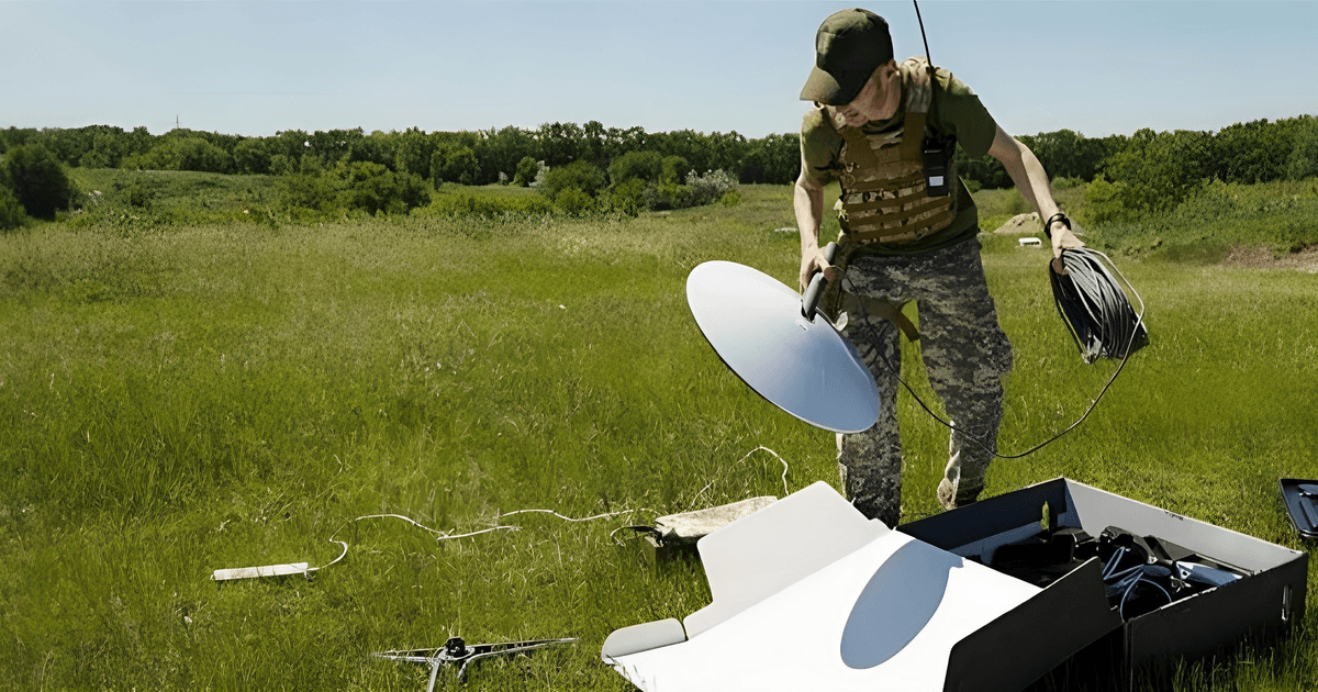 Фото до матеріалу: Росія може запустити власну альтернативу Starlink за рік, — командувач Сил безпілотних систем