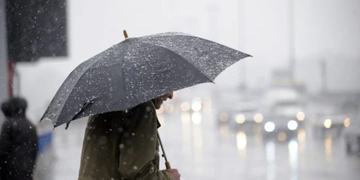 Фото до матеріалу: Холодний фронт: в Україні очікуються дощі, мокрий сніг та нічні заморозки