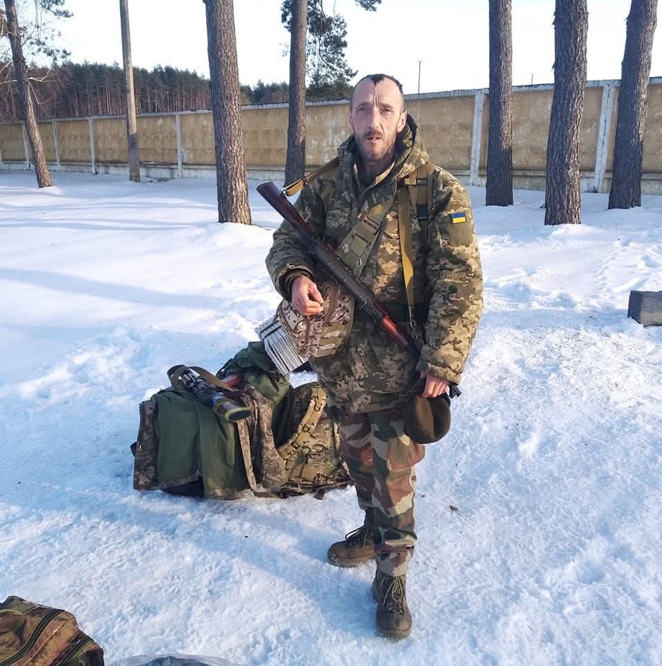 Фото до матеріалу: Прощання з героєм: на Львівщині вшанують пам'ять загиблого військовослужбовця Тараса Єдиновича