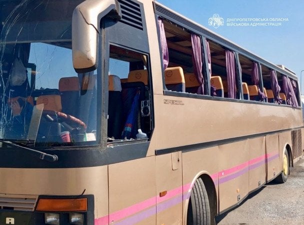Фото до матеріалу: Удар по АЗС на Дніпропетровщині: поранені діти та вагітна жінка