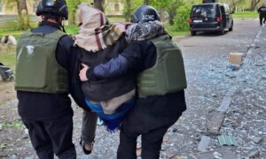 Фото до матеріалу: Дрон атакував соціальний автобус на Нікопольщині: водій врятував пасажирів, транспорт знищено