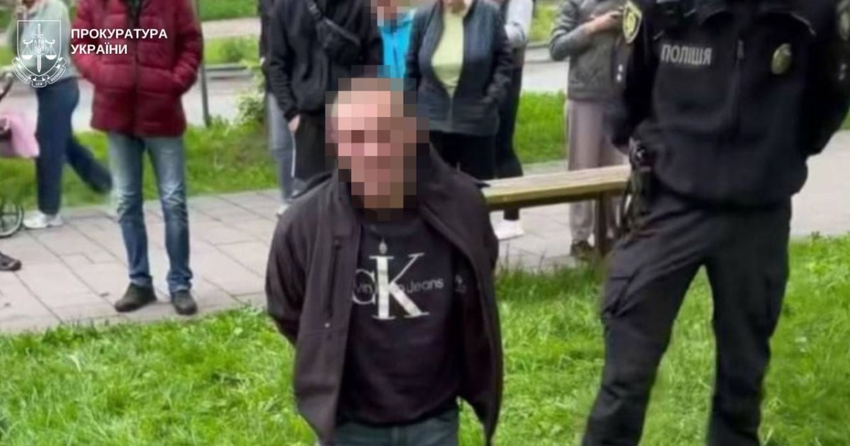 Фото до матеріалу: Суд відправив у СІЗО львів’янина, який погрожував ножем 13-річній дівчинці, втікаючи від ТЦК — LVIV.MEDIA