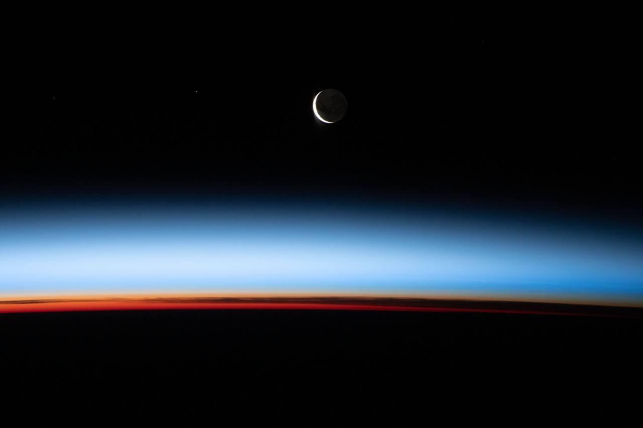 Фото до матеріалу: NASA відкрила понад 12 тисяч знімків місії «Артеміда-2»: перший пілотований облет Місяця