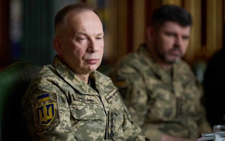 Фото до матеріалу: Сирський: противник знищив п'ять санітарних евакуаційних автомобілів у смузі 7-го корпусу ДШВ