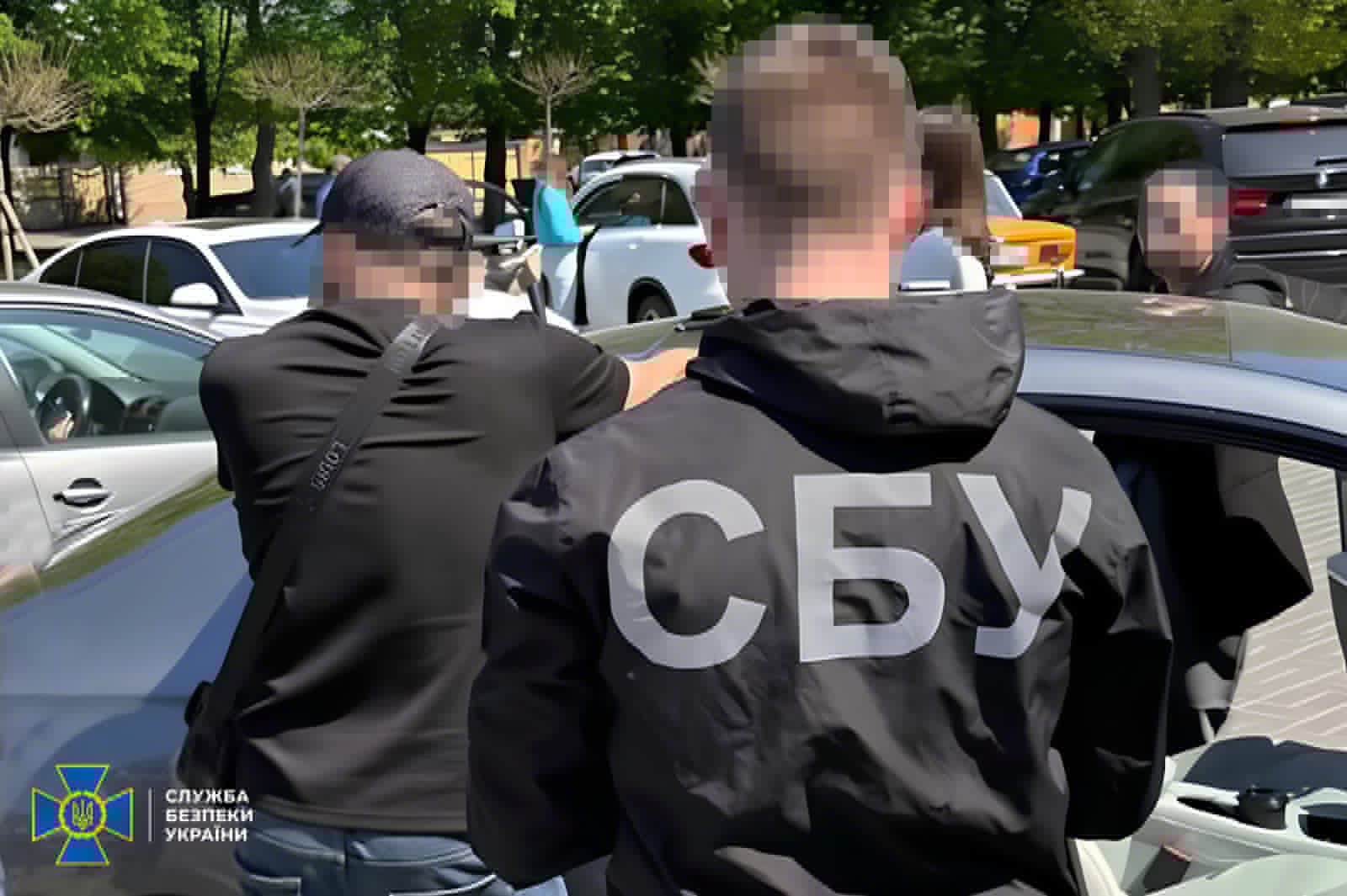 Фото до матеріалу: Рієлтор у Черкасах затримали за продаж підроблених медичних документів