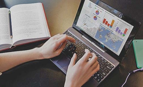 Фото до матеріалу: Microsoft планує розробити комп'ютер для боротьби з раком за 10 років