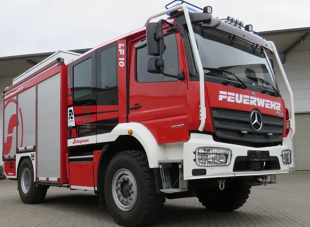 Фото до матеріалу: Daimler Truck презентує передові пожежні автомобілі