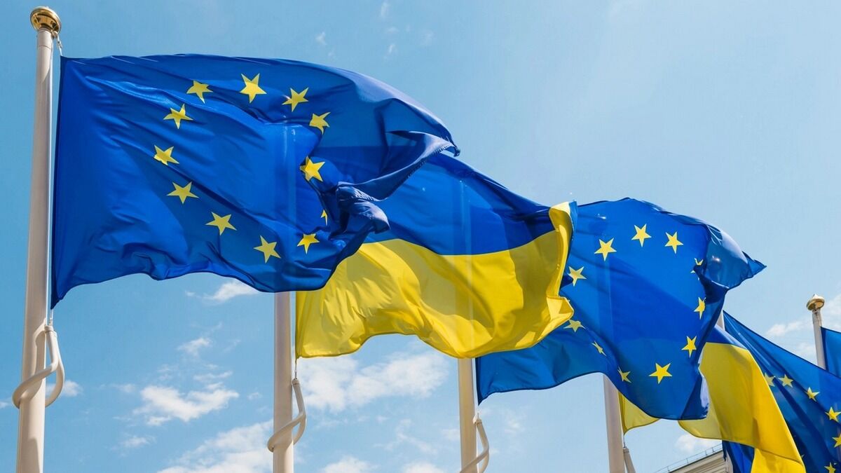 Фото до матеріалу: День Європи в Україні: історія перенесення свята з 5 на 9 травня