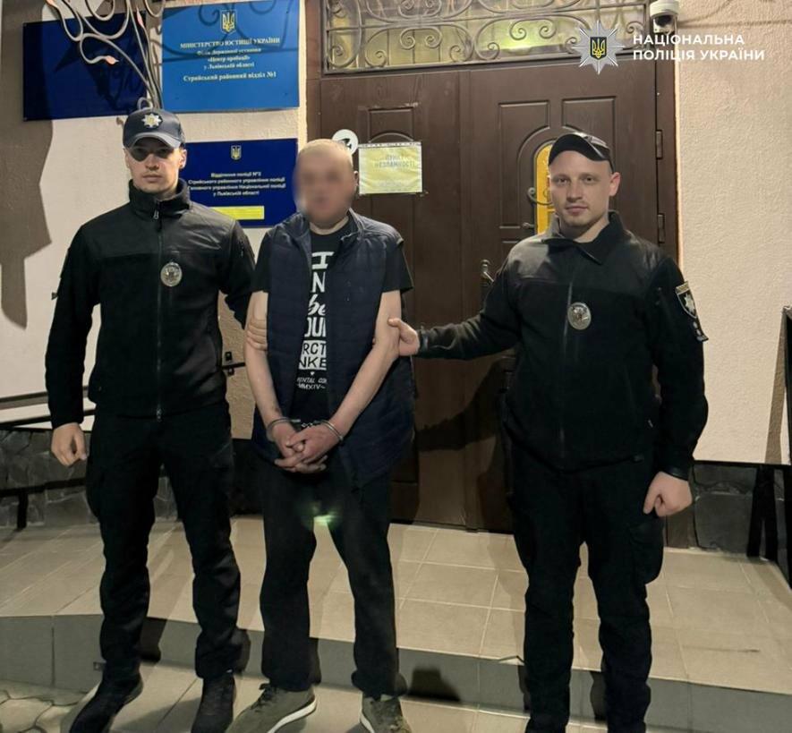 Фото до матеріалу: Чоловік поранив знайомого ножем у Новому Роздолі
