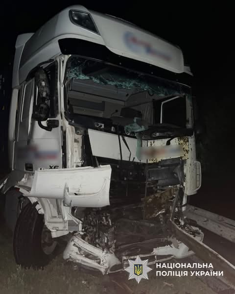 Фото до матеріалу: Трагічна ніч під Уманню: смертельна ДТП на трасі «Київ — Одеса» забрала життя молодого водія, ще одна пасажирка в лікарні – Громадське Умань