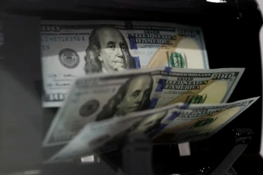 Фото до матеріалу: Фіскальна політика США загрожує статусу долара як світової резервної валюти