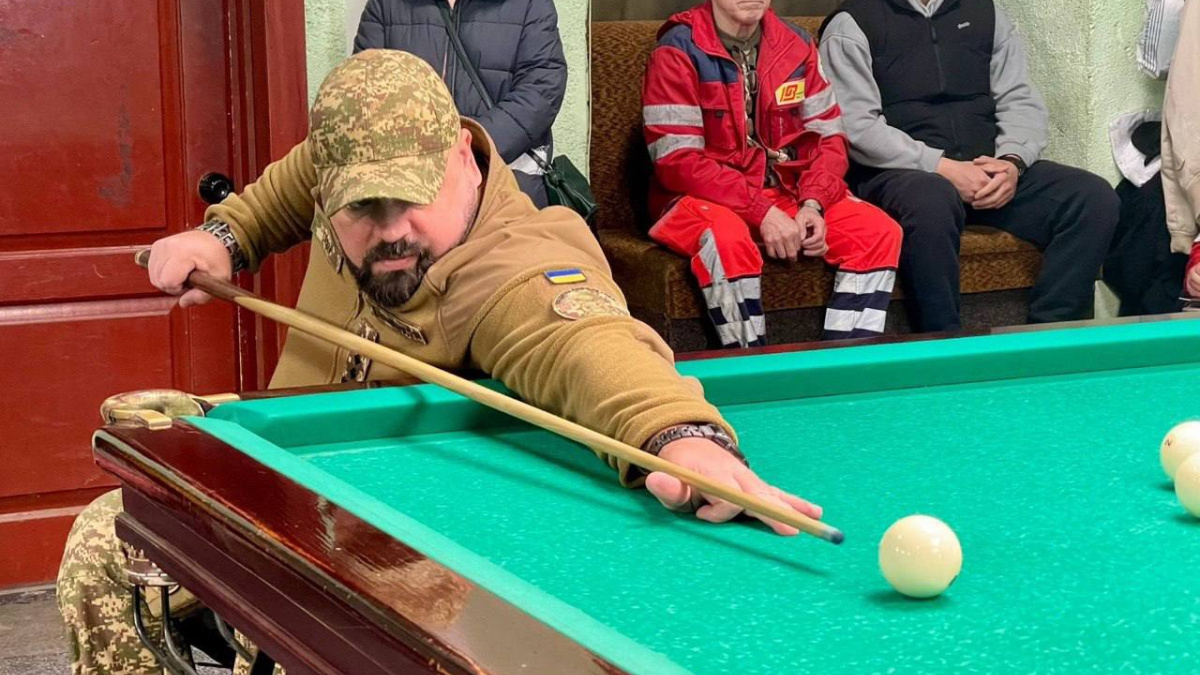 Фото до матеріалу: В Кривому Розі ветерани та їхні родини змагалися у інклюзивному більярдному турнірі