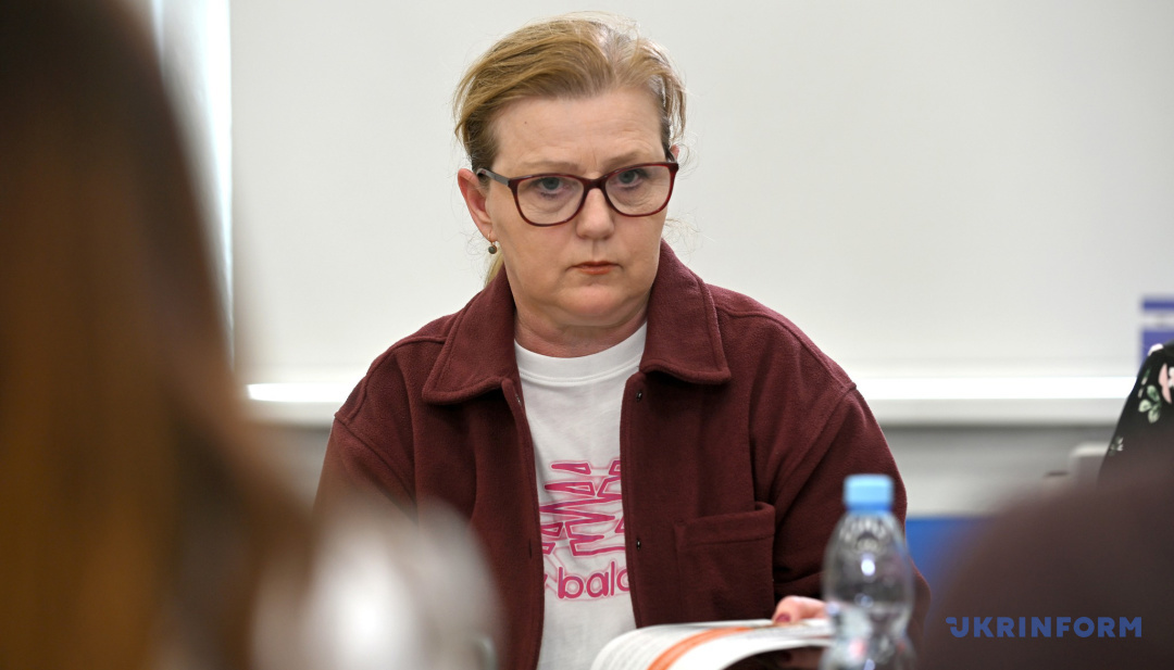 Фото до матеріалу: У Києві презентували збірку історій сили та стійкості жінок Донеччини