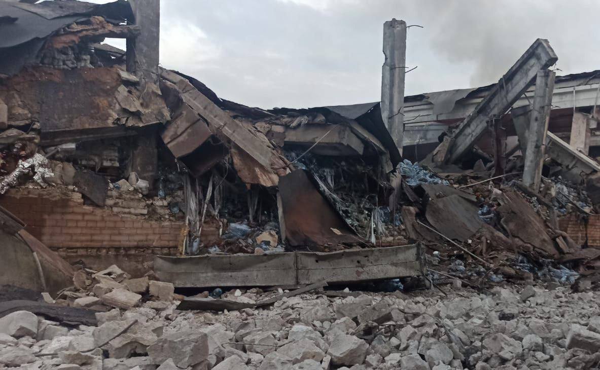 Фото до матеріалу: Наслідки влучання ракети у Кривому Розі
