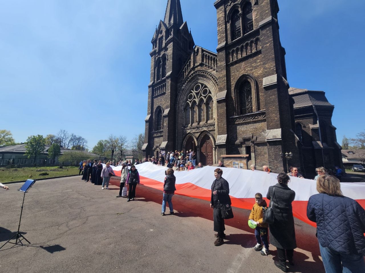 Фото до матеріалу: У Кам'янському відсвяткували День Полонії: музика, прапор та зв'язок із Краковом