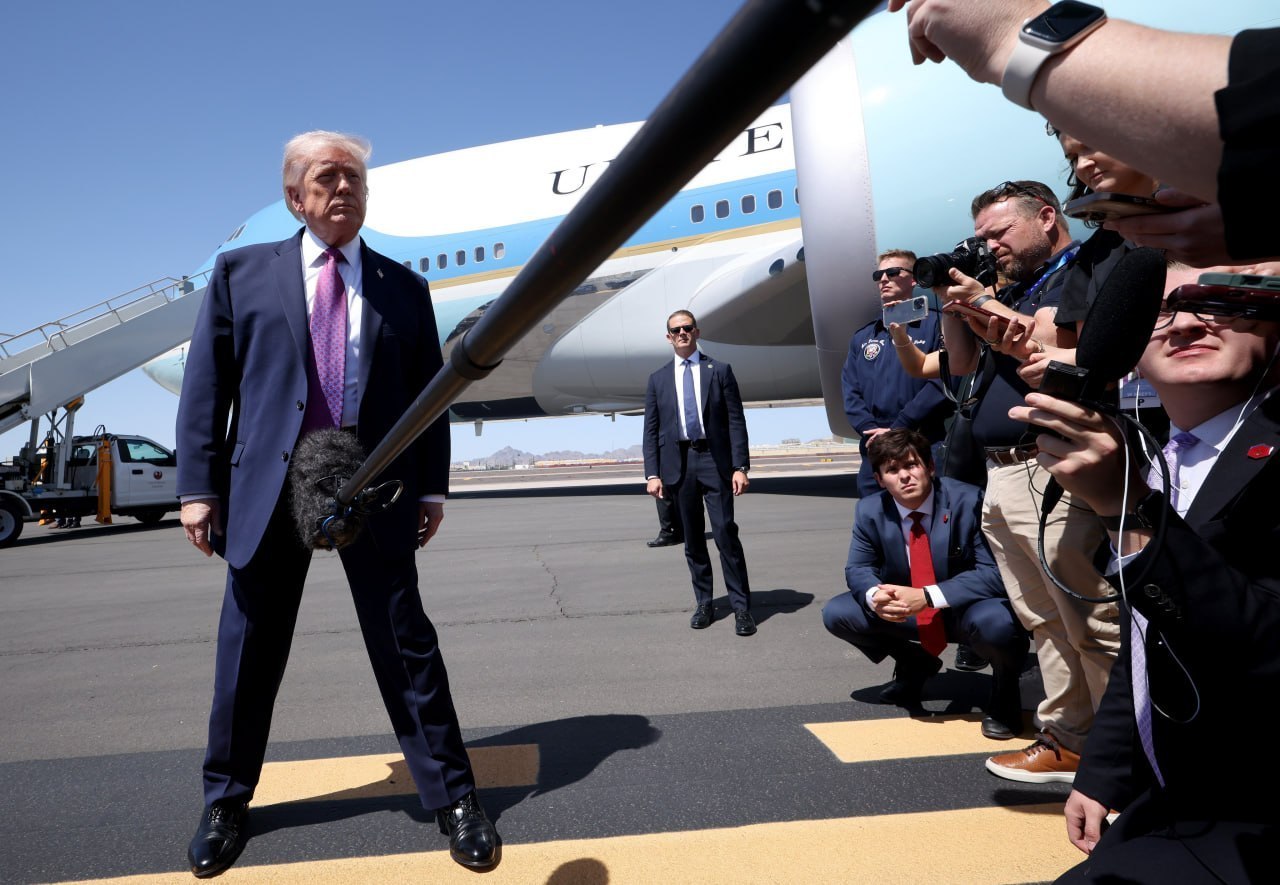 Фото до матеріалу: Трамп перед вильотом до Китаю заявив про майбутнє завершення війни в Україні