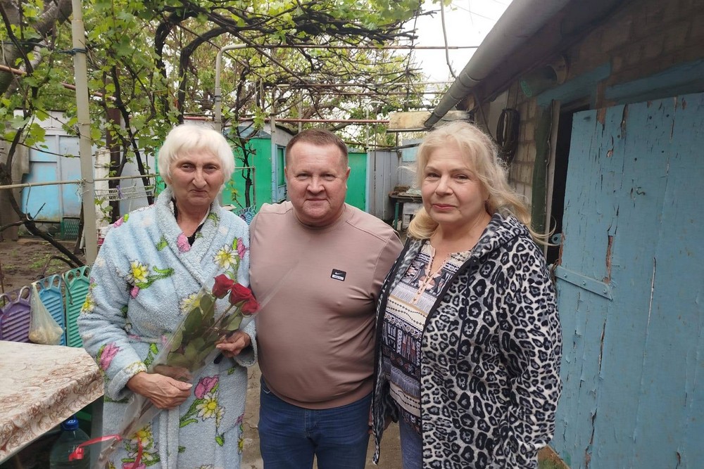 Фото до матеріалу: Начальник Нікопольської РВА Іван Базилюк провів зустріч з родинами загиблих Героїв