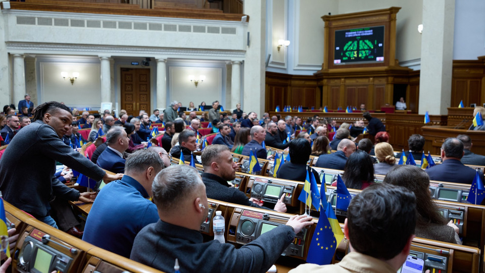 Фото до матеріалу: Руслан Стефанчук розвінав маніпуляції щодо примусового примирення при розлученні