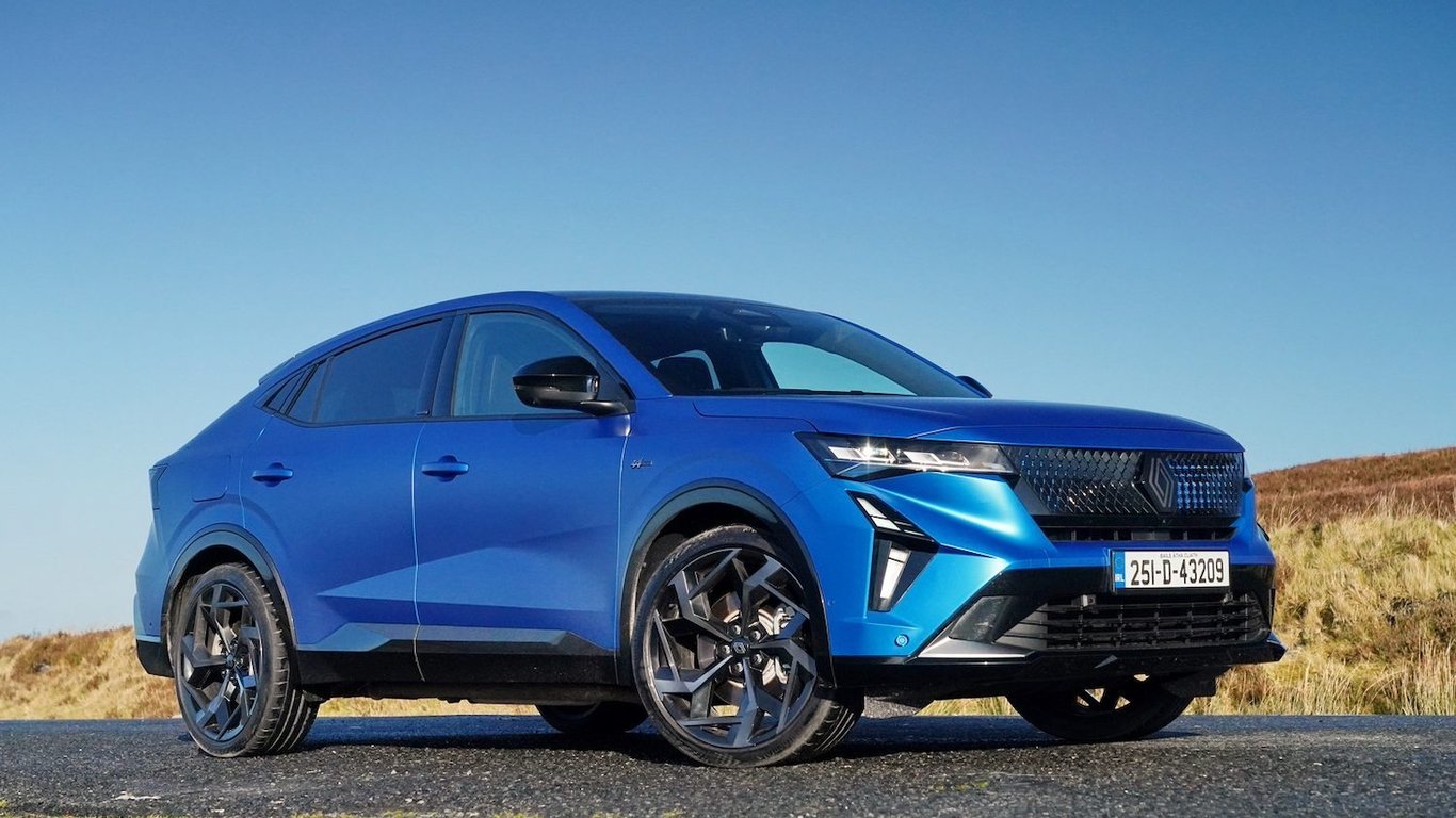 Фото до матеріалу: Renault розробила батарею з запасом ходу 1400 км для електрокарів