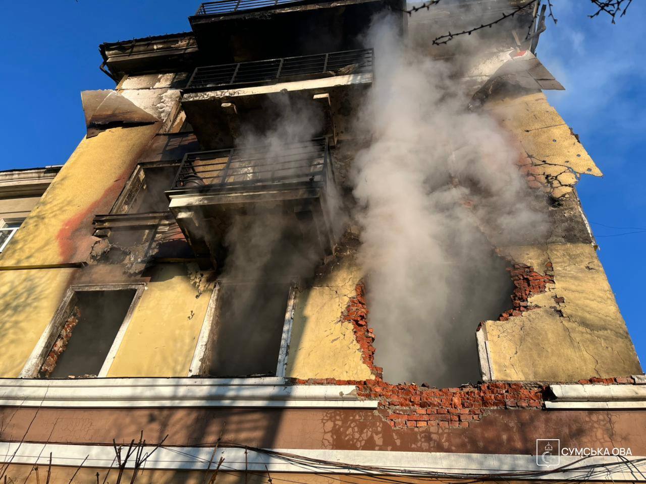 Фото до матеріалу: Росія знову атакувала Україну: ППО знешкодила 154 дрони, зафіксовано влучання в житлові будинки