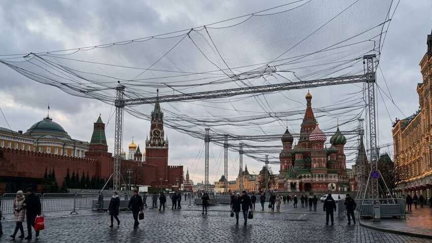 Фото до матеріалу: Зеленський попередив Москву: українські дрони можуть з'явитися на параді 9 травня