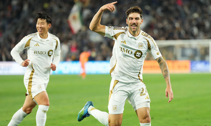 Фото до матеріалу: Драматична нічия в MLS: український футболіст вийшов на поле за 5 хвилин до фінального голу