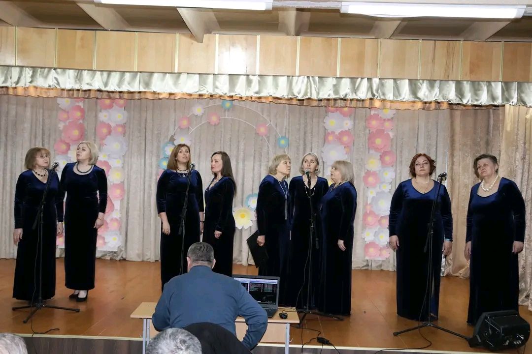 Фото до матеріалу: У Решетилівці вшанували героїв Чорнобильської катастрофи: концерт та нагородження ліквідаторів