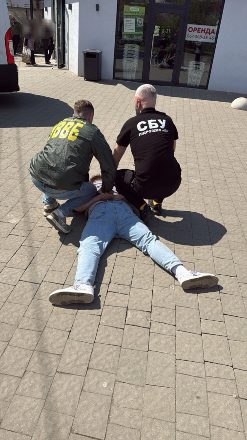 Фото до матеріалу: На Закарпатті затримали двох прикордонників за хабарі за пропуск військовозобов'язаних
