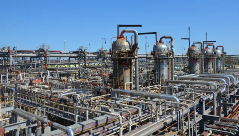 Фото до матеріалу: Дрони ЗСУ атакували Астраханський газопереробний завод: пожежа та відбито ворога