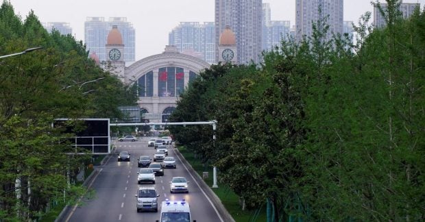 Фото до матеріалу: Відкрито найбільший у світі залізничний вокзал: Чунцін-Схід