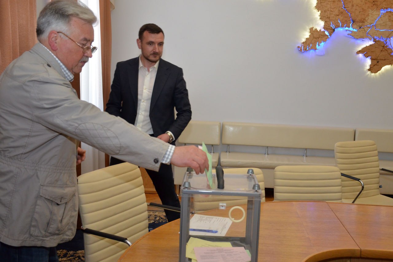Фото до матеріалу: У Кропивницькому визначили лауреатів премії імені Володимира Ястребова
