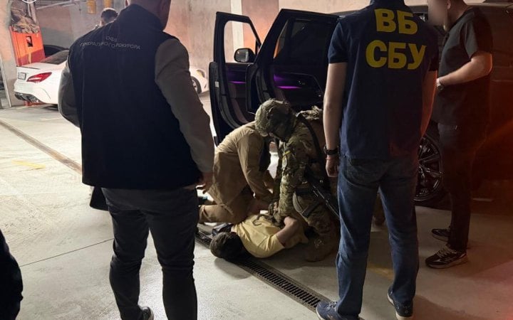 Фото до матеріалу: Співробітника СБУ затримали на хабарі за фіктивне бронювання від мобілізації