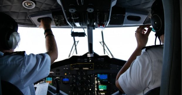 Фото до матеріалу: Пілот Wizz Air розкрив таємниці польоту: що відбувається за лаштунками