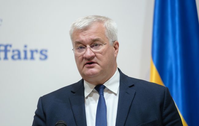 Фото до матеріалу: МЗС України проігнорував ініціативу РФ щодо перемир'я 9 травня: це маніпуляція