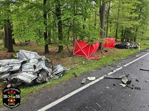 Фото до матеріалу: Двоє українців загинули у ДТП у Польщі: водій керував без дозволу
