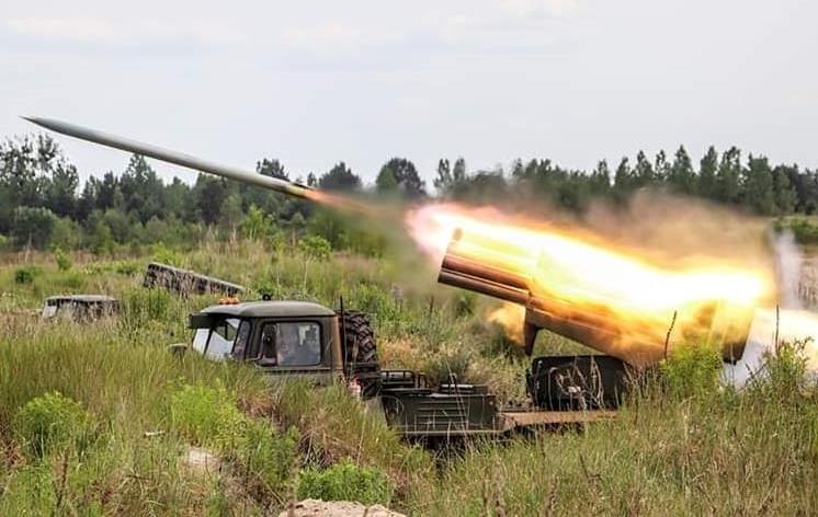Фото до матеріалу: Генштаб ЗСУ: Росіяни атакували 11 напрямків, відбили 62 наші