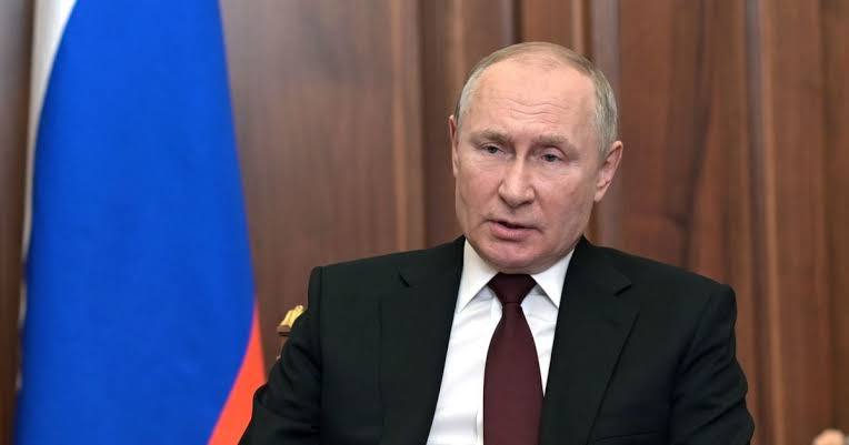 Фото до матеріалу: Путін запропонував зустріч із Зеленським у третій країні для підписання угоди